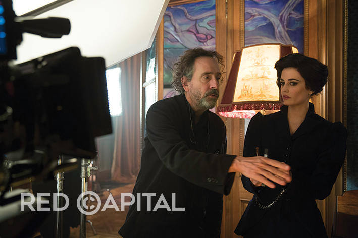 TIM BURTON RED CAPITAL -