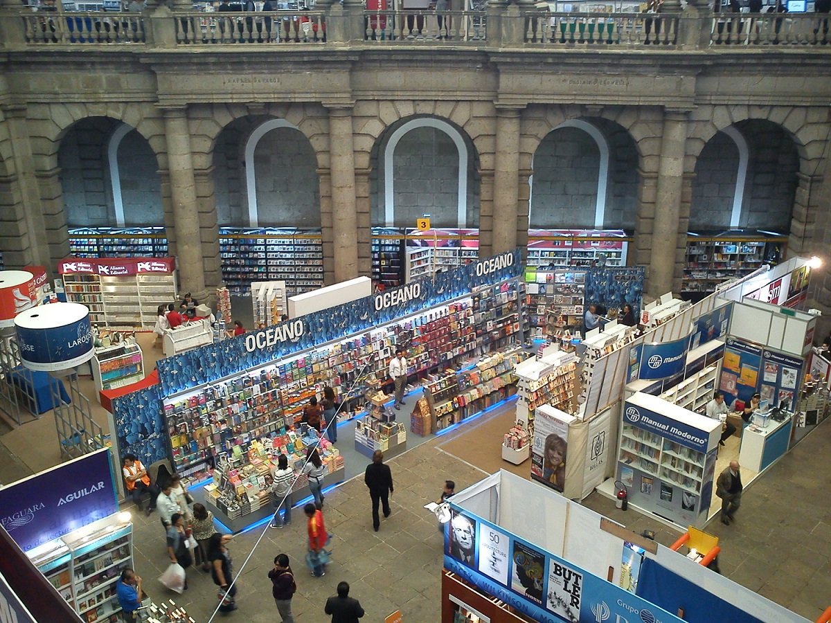 Una ciudad, dos ferias de libros