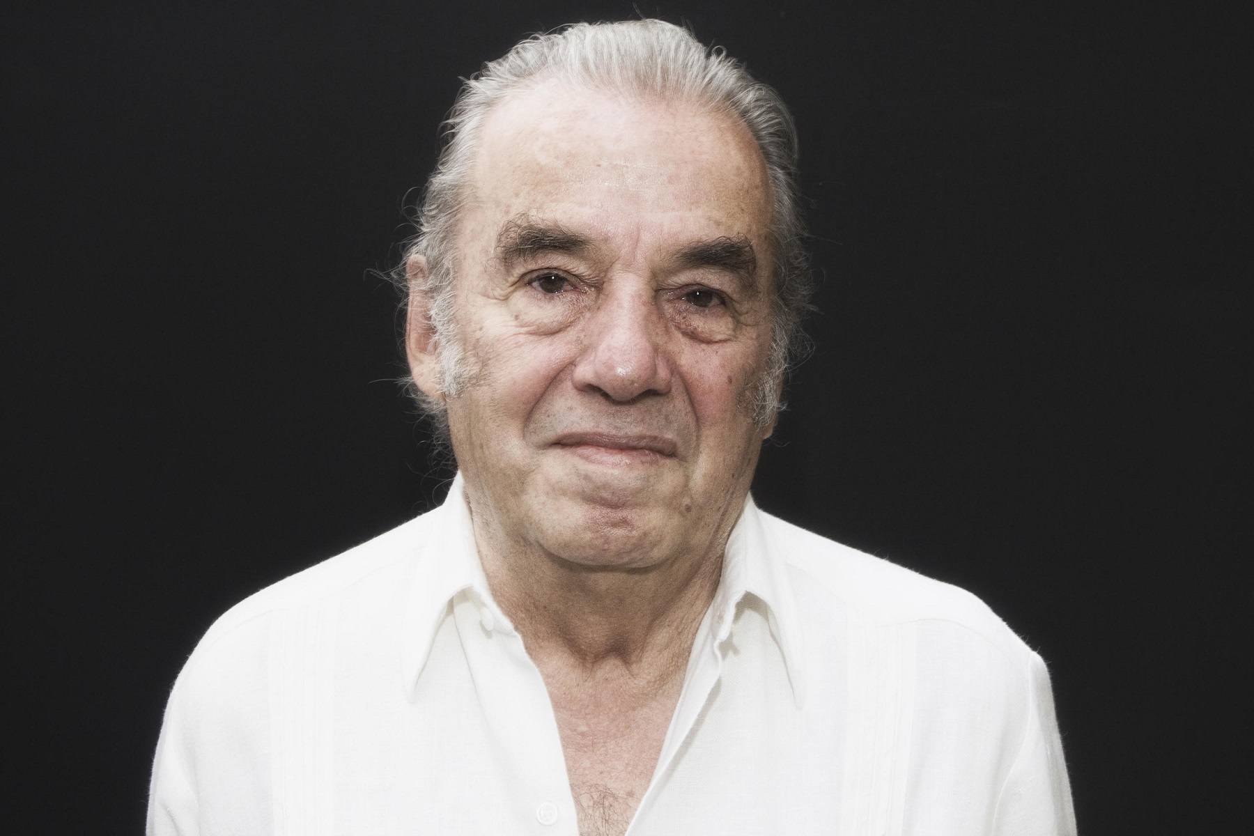 Óscar Chávez: “moriré mentando madres”