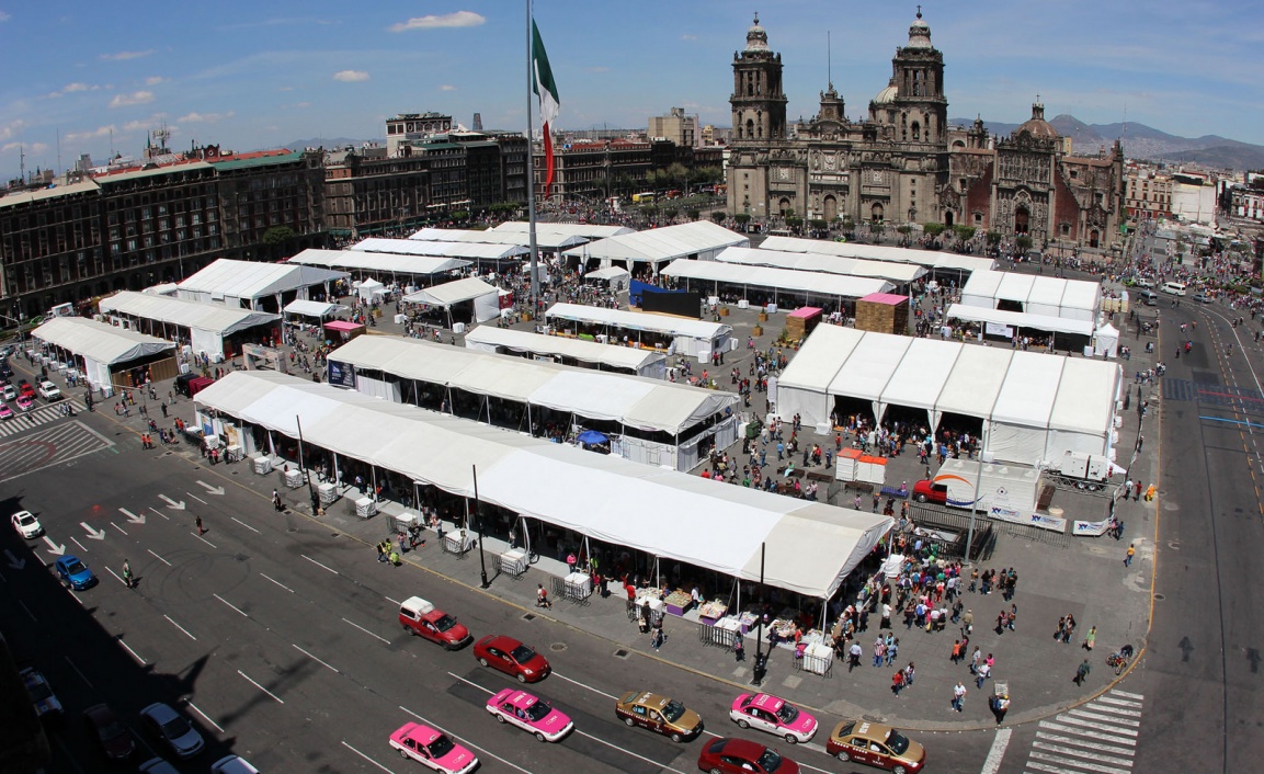 #CulturaSolidaria, el lema de la Feria del libro del Zócalo
