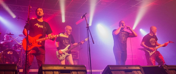 Metal Tribute regresa a sus orígenes con La venganza