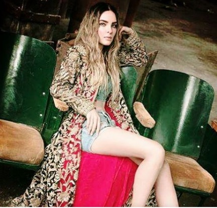 Belinda celebra 18 años de carrera en el “Día Mundial de Belinda”