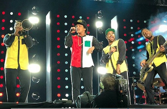 El jefe, el patrón, Brunito Mars y la euforia en México
