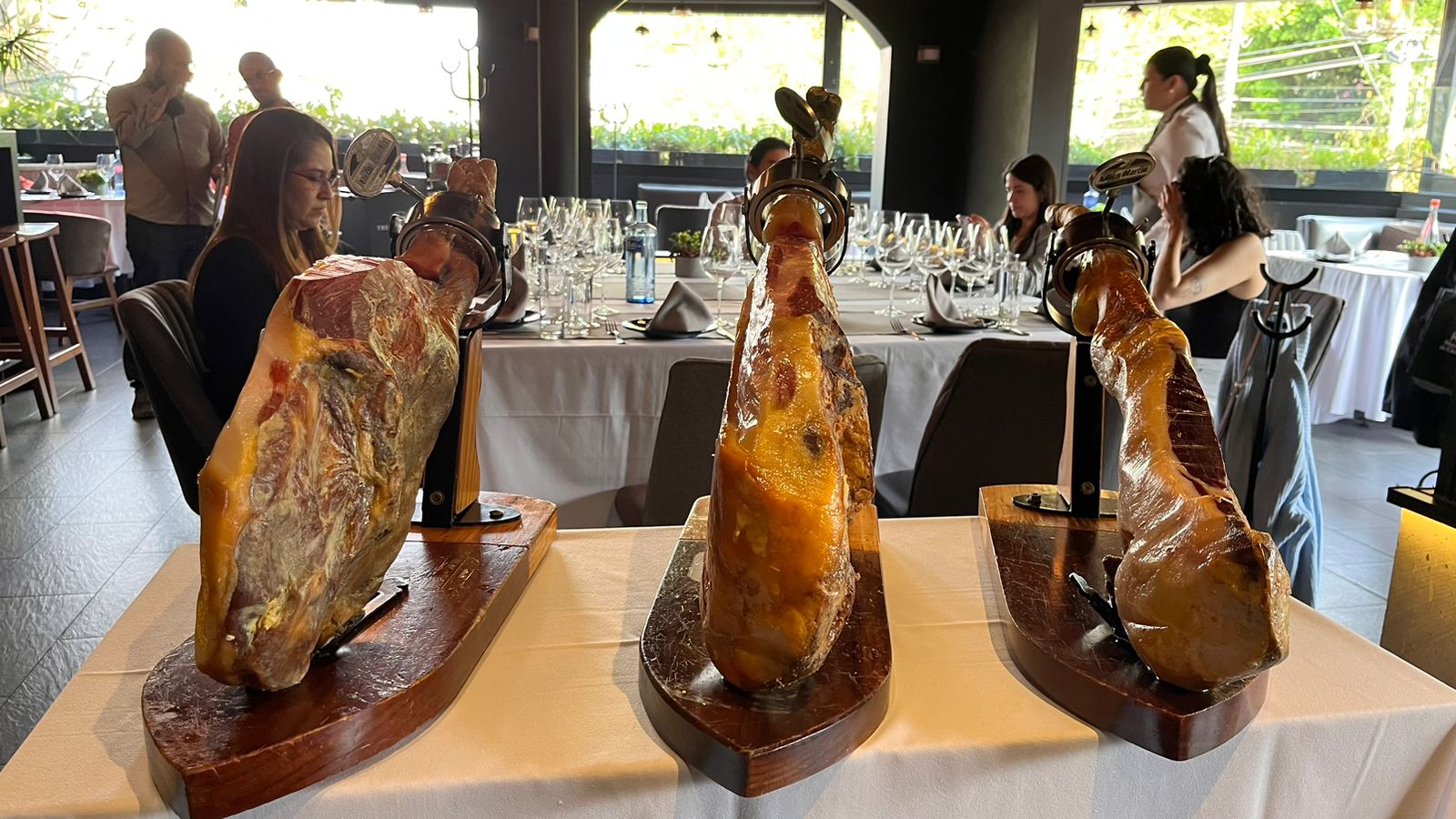 Cata de Jamones en La Mallorquina: una Experiencia Sensorial Única