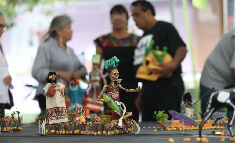 Ofrenda Monumental 2025 en CDMX: Tonantzin en el Zócalo