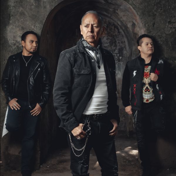 Börü pone en alto el hard rock con su álbum debut, Sinfonía Del Desafío